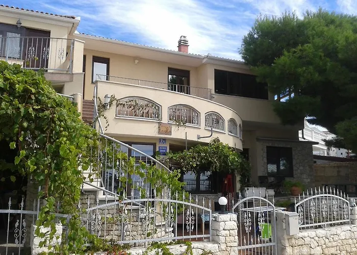 Favola Villa *